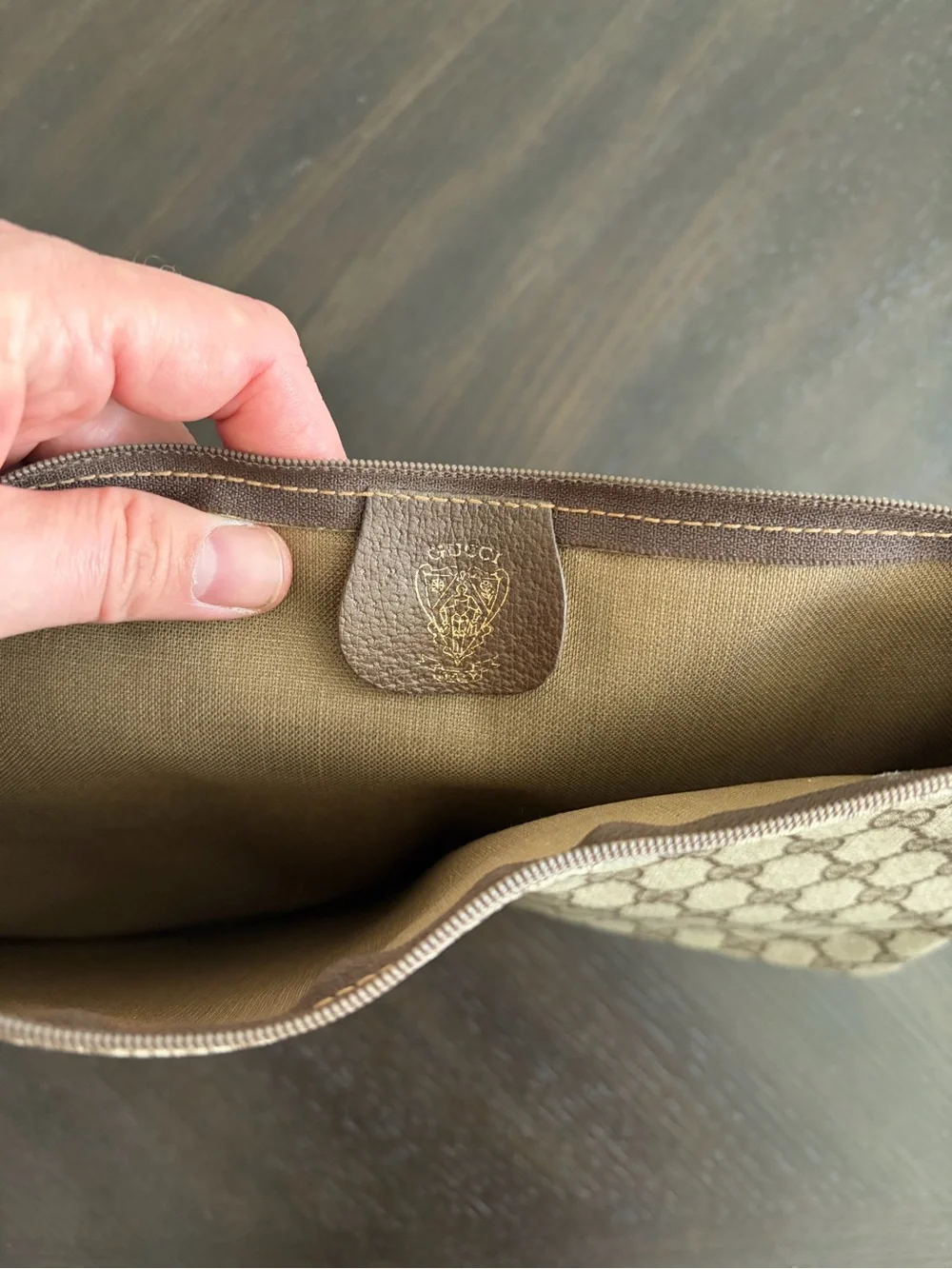 Gucci Brown/Beige GG Supreme Canvas Zip Pouch